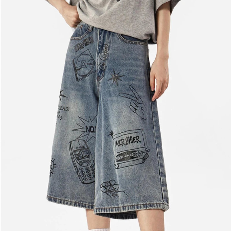 Mens Graffiti Denim Shorts Women Vintage Cartoon Pattern Print Straight Wide Leg Shorts High Street Oversize Kneen Length Pants 250228