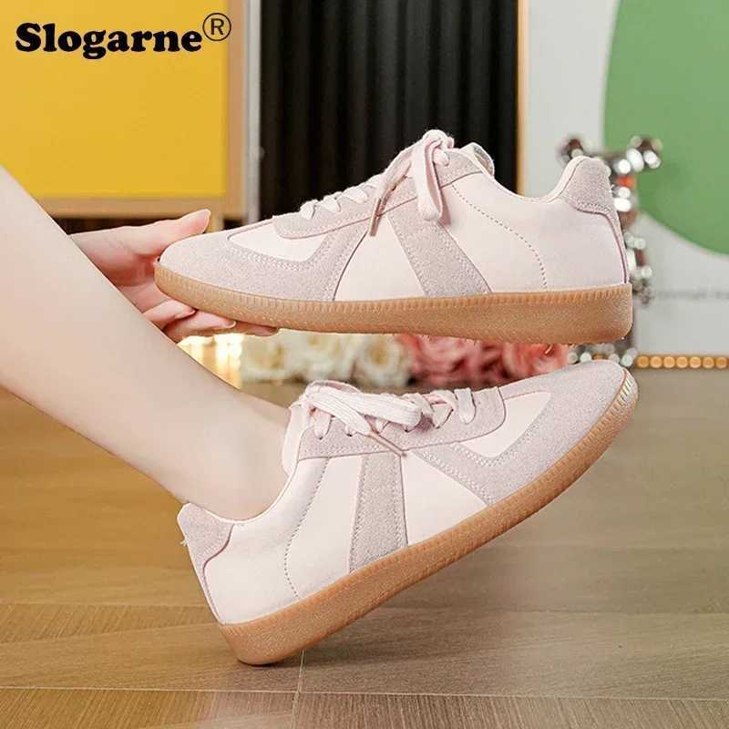 Students Autumn Leather Unisex Sports Couples Men Wen Casual Shoes High Quali Durable Sole hot Sneakers Z250301