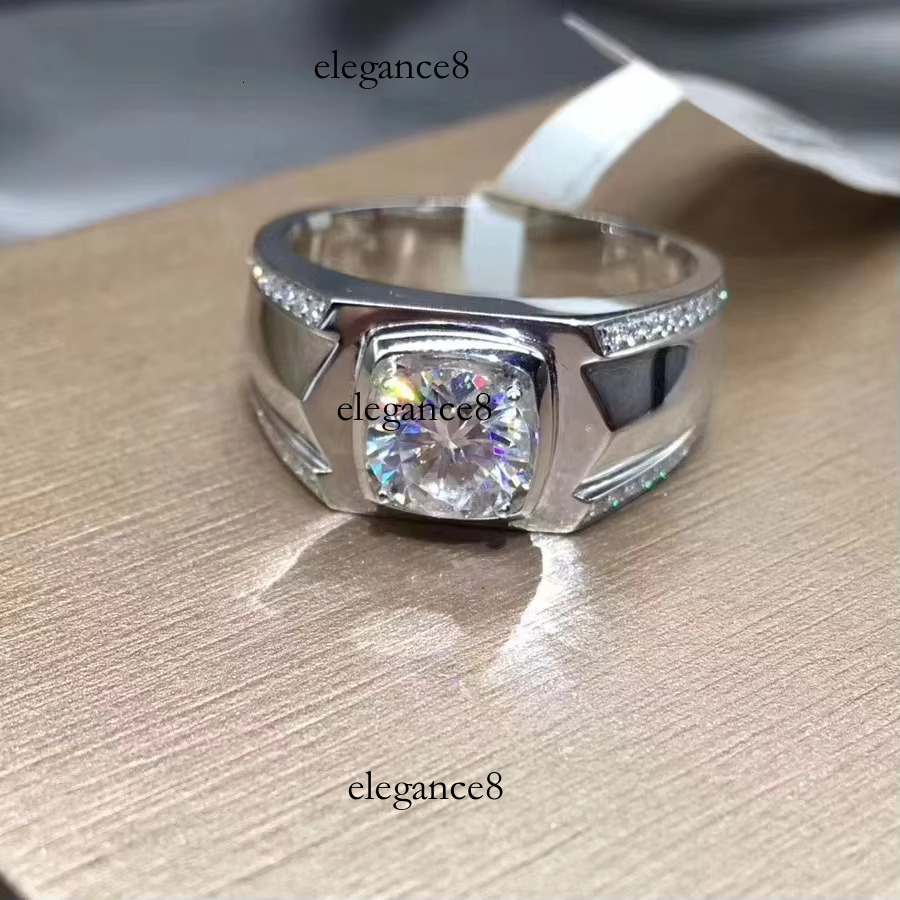 Qian Jian S Sier 1 Bright Cut Tested VVS D Carbonaceous Silica Ring Men's Wedding Gift Boutique Jewelry