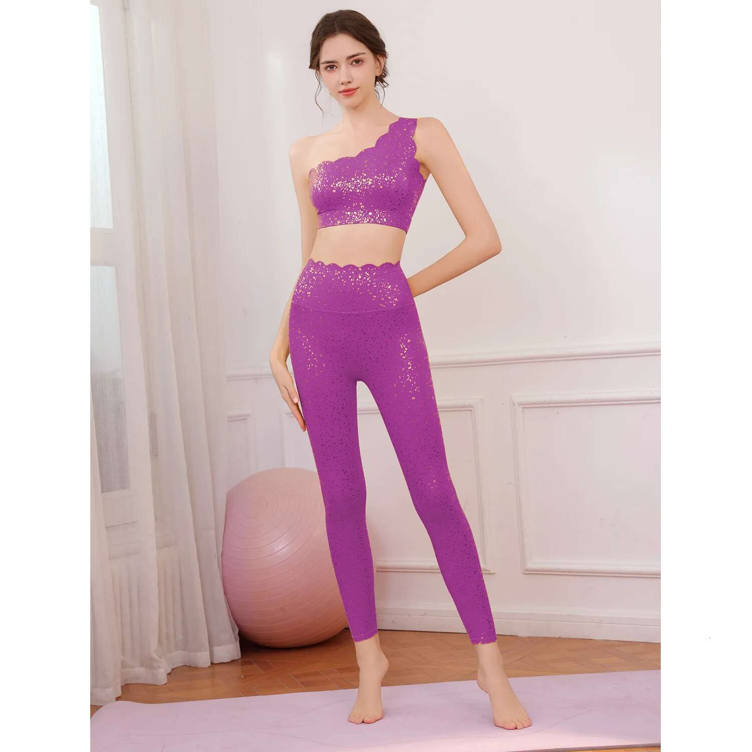 Set For Women 2024 New Collection, Shock-Absorbing Gold, Sparkg Lace Vest, Sports Hip Lifting Leggings