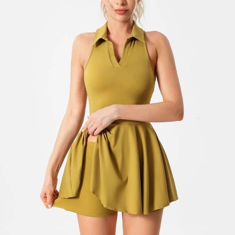 Tennis Dress One-Piece Jumpsuits Sports Fiess Pocket Golf Badminton Skorts Backless Slim Tracksuits With Chest Pads Yoga Suits