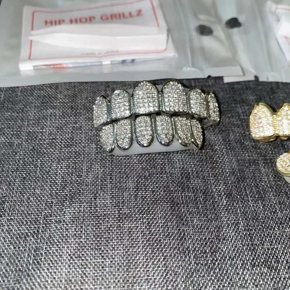 Grillz Set for Unisex Top Bottom Mouth Sier Color Teeth Grills Tooth Cap Removable Dental Fashion Body Jewelry