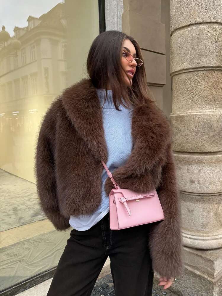 Retro Oversized Warm Faux Fur Big Lapel Short Coat Female Long Sleeve Flurry Jacket 2024 Women Fashion Winter Streetwear