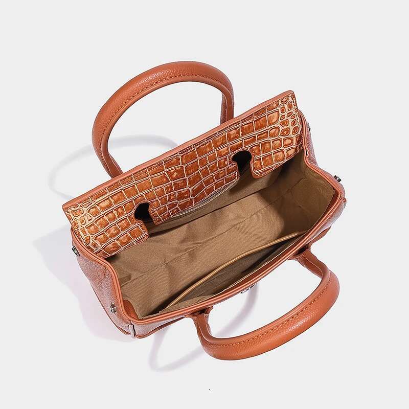 Contrasting Colors Tote Bags For Women Designer Handbags And Purses 2025 New In Fashion High Quality Shoulder Crossbody