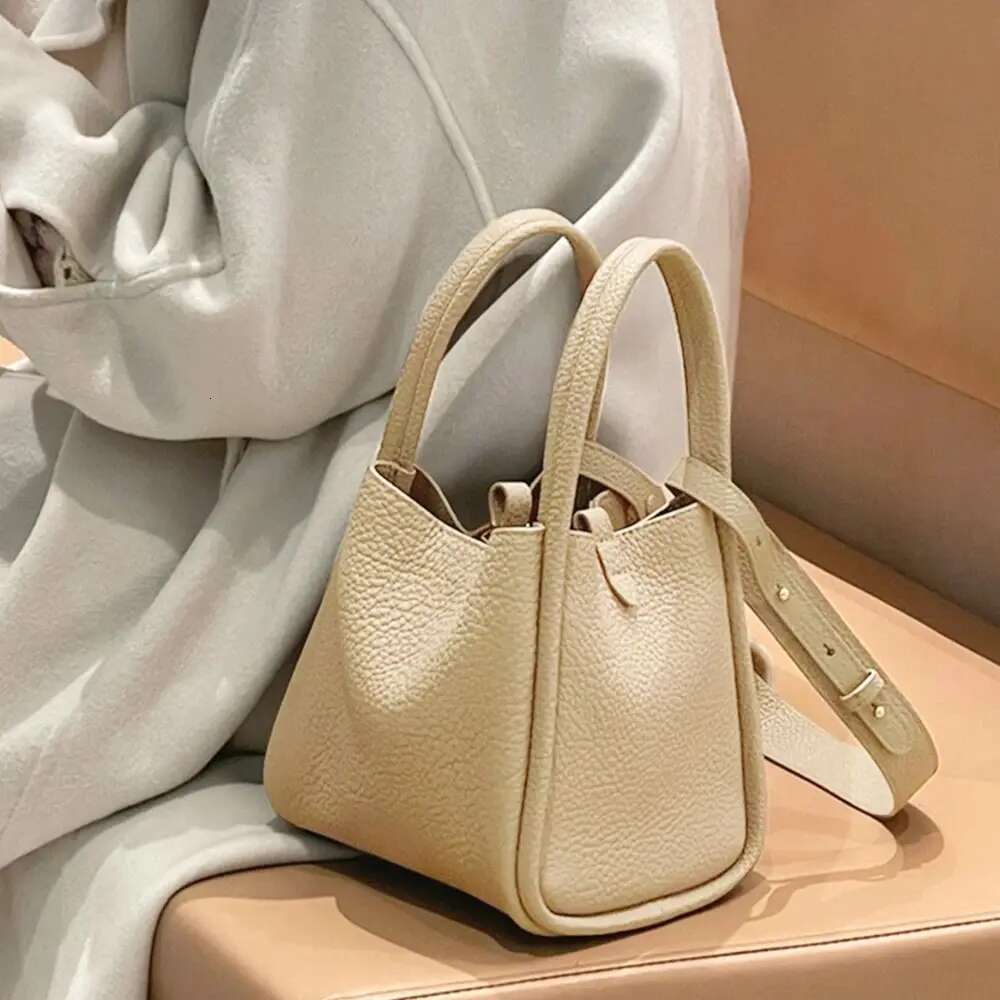 Vegan Leather Handbag Crossbody For Women Hobo Minimalist Faux Casual Purse Classic Bucket Simple Shoulder Bag