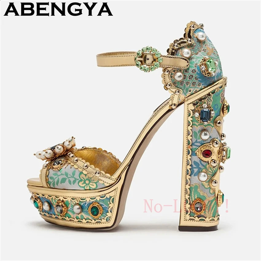 Classics Pearl Diamond Super High Heel Platform Sandals Women Embroidery Chunky Heel Sandals Summer Retro Baroque High Heel 14CM 250228