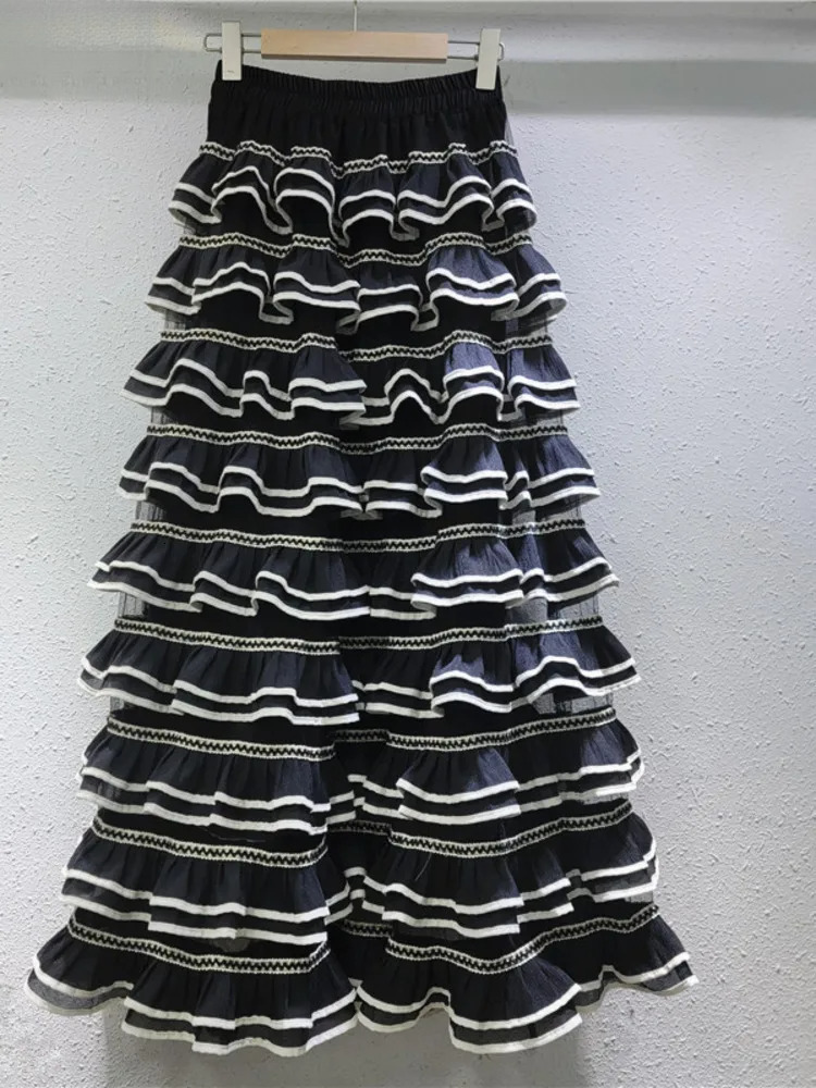 French Tierred Mesh Patchwork Cake Ruffled Edges Style Contrasting Color Sweet Temperament Women Skirt 2025 Spring 16O4194