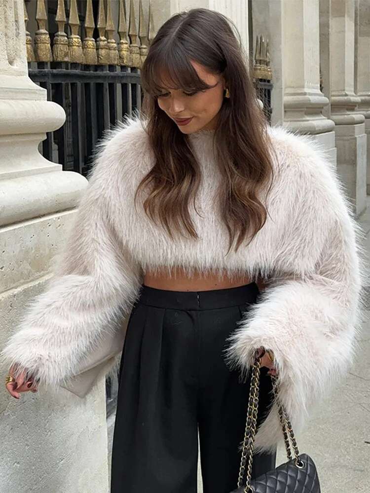 New Gradient Fluffy Fur Coats Women Turtleneck Long Sleeve Straight Outerwear Female 2024 Winter Thick Warm Short Jackets