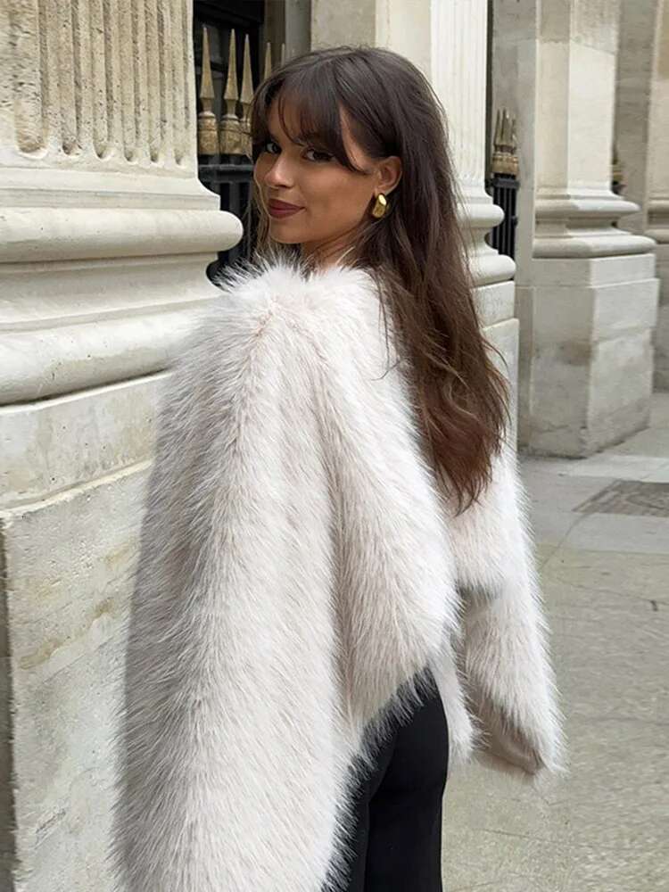 New Gradient Fluffy Fur Coats Women Turtleneck Long Sleeve Straight Outerwear Female 2024 Winter Thick Warm Short Jackets