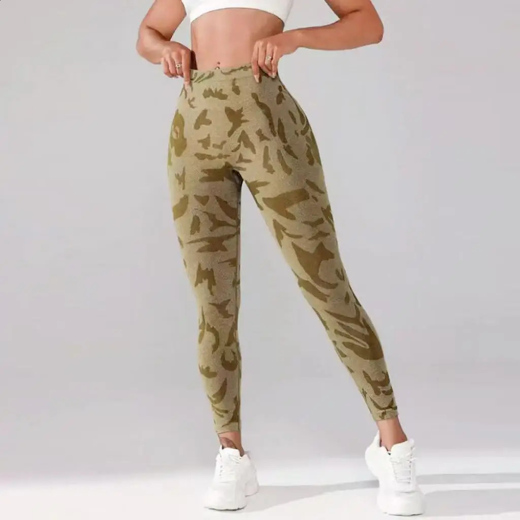 Women Camouflage V Back Gym Leggings Butt Lifting Fitness Athletic Workout Scrunch Leggings Exercise Yoga Pants Sports Tights 250225