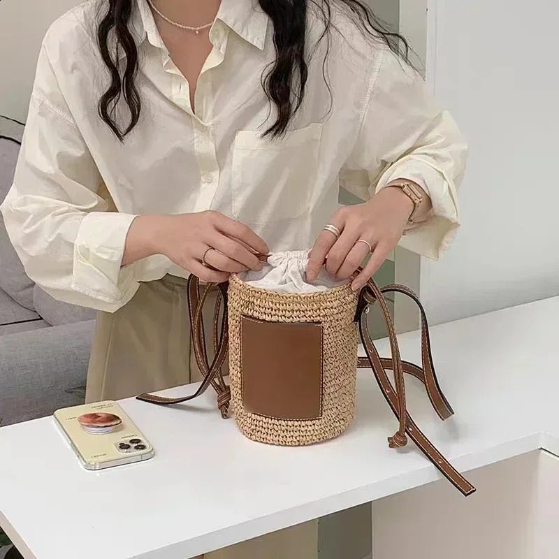 Crochet Oblique Span One Shoulder Bag Protable Drawstring Handbags Round Rope Woven Women Crossbody Bags Holiday Gifts 250227