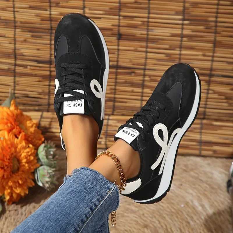 Fem 2024 Plus Size Wens Vcanize Lace Up hot Wen Sneakers Mixed Round Toe Flat with Ladies Casual Shoes Z250301