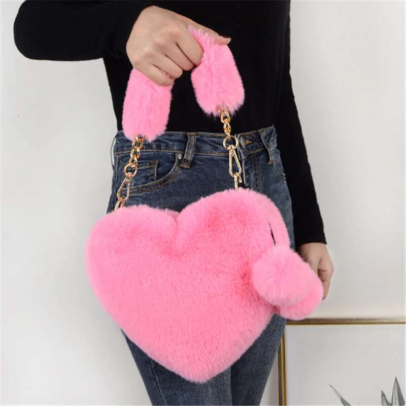 Faux Fur Heart-shaped Women Small Handbags Fluffy Plush Ladies Chain Shoulder Bag Fashion Female Furry Daily Clutch Purse