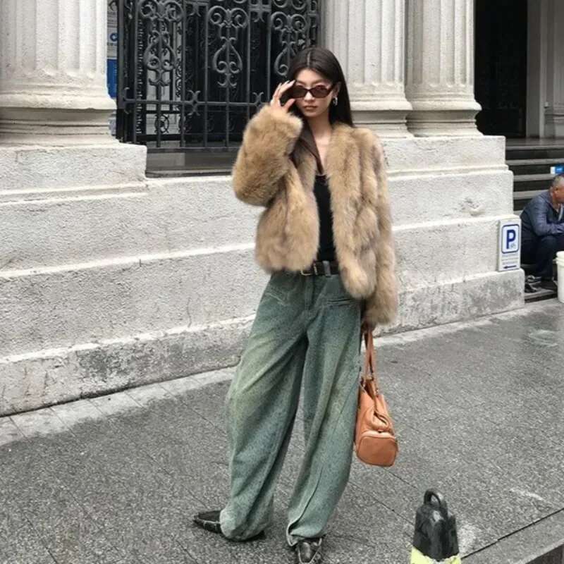 New Korean Fashion High End Fox Coat for Winter Clothes V-neck Warm Brown Short Fur Jackets Women Tops