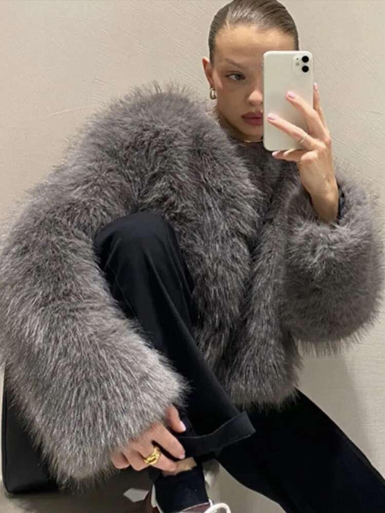 Grey Faux Short Coat Jacket Loose Thickened Warm Plush Outwear Elegant Socialite Trend Winter Women Fur Overcoat Top