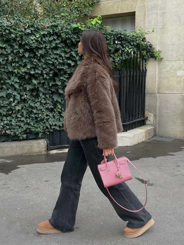 2025 Winter Warm Fluffy Faux Fur Short Coats Women Elegant Lapel Full Sleeves Loose Overcoats New Casual Female Street Outerwear