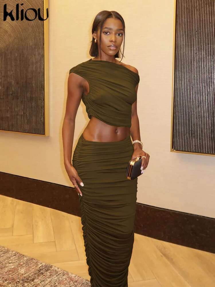 Kliou 2024 Summer New Style Women Temperament Light Ripe Solid Color K24d44759 Pleated Oblique Shoulder Slim Hip Dress