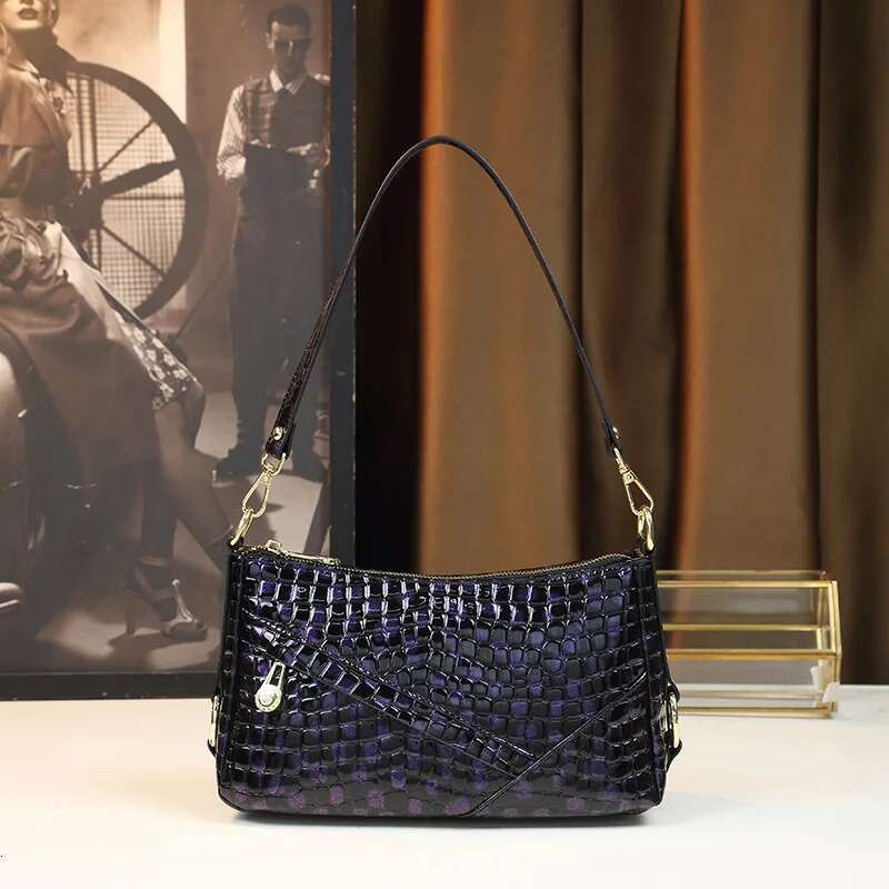 Genuine Leather Women's Handbags Small Underarm Bag Color Changing Portable Fashion Design Shoulder Bags New