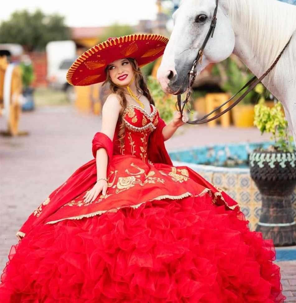 Charro Ruffled Red Quinceanera Dresses Pearls Beaded Sweetheart Neckline Gold Embroidery Long Sweet 16 Dress Prom Boutique Special Occasion