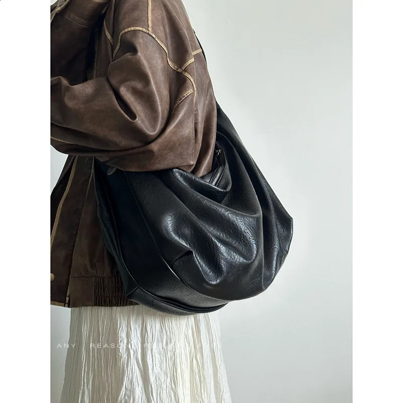 Dumpling Bag for Women 2024 Soft Leather Large Capacity Black Retro High-end Casual Single Shoulder Crossbody Tote Bag 250305