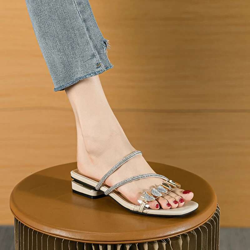 summer new 2025 women's slippers outdoor sandals casual flat shoes Stylish metal design Korean style office wear Large size 43