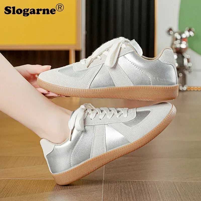 Students Autumn Leather Unisex Sports Couples Men Wen Casual Shoes High Quali Durable Sole hot Sneakers Z250301