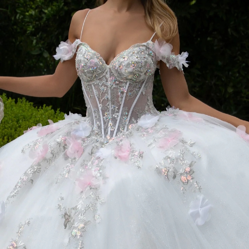 White Quinceanera Dresses Ball Gown Off Shoulder Applique Lace Bow Beads Tull Corset Sweet 16 Dress Vestidos 15 De Anos
