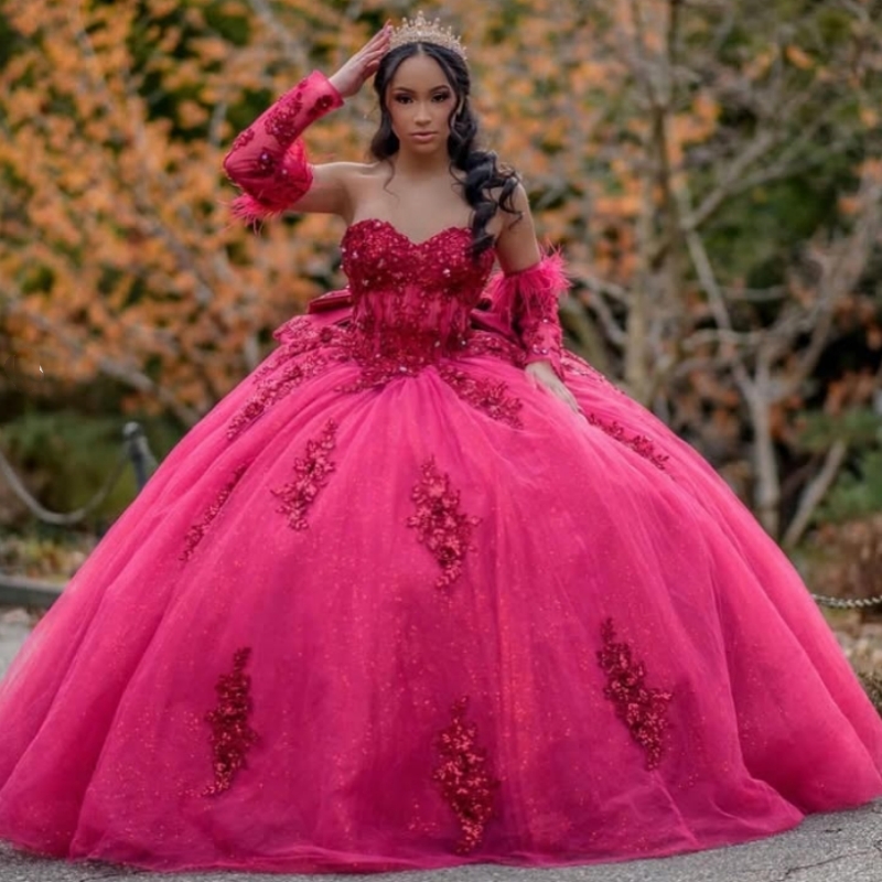 Elegant Sweetheart Fuchsia Quinceanera Dresses With Detachable Sleeves Lace Applique Details Beaded Corset Sweet 16 Dress 2025