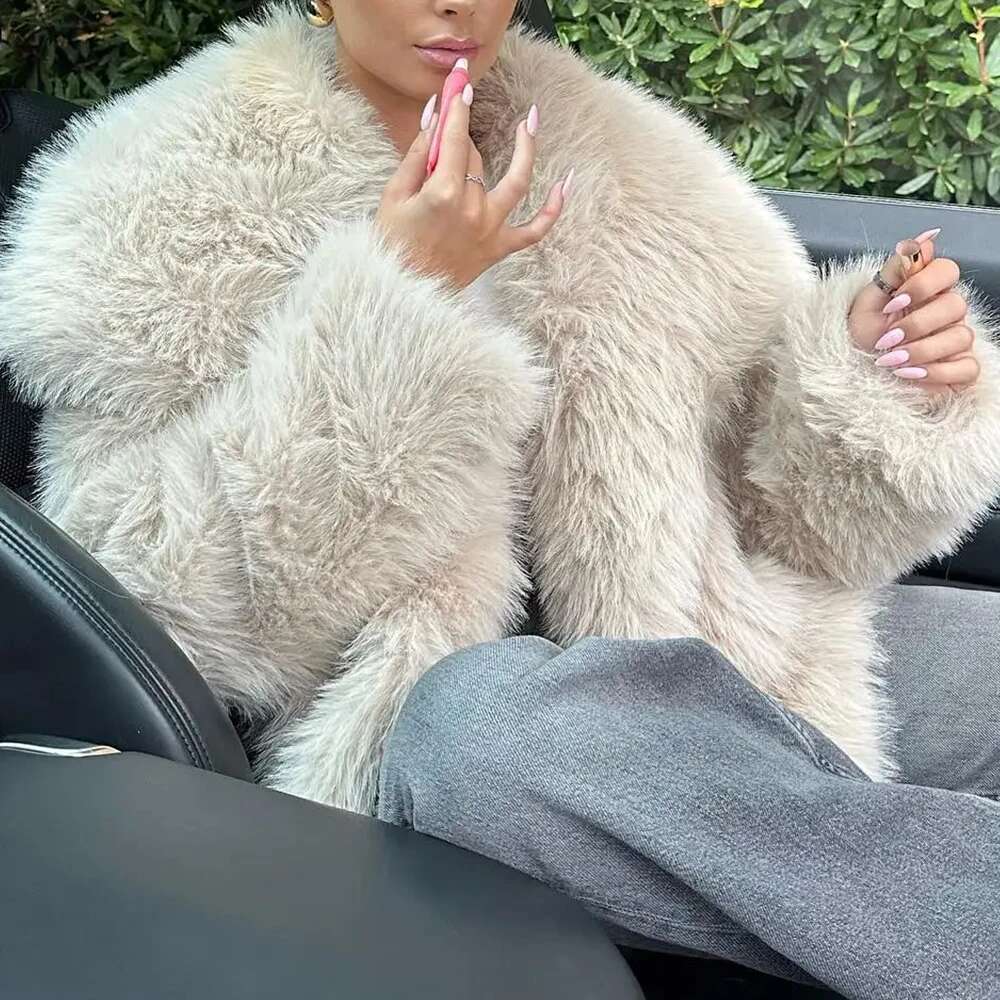 Faux Fur Short Coat for Women, Turn-down Collar, Long Sleeve, Fox Fur, Fluffy Plush Coats, Casual Fashion, Autumn, Winter