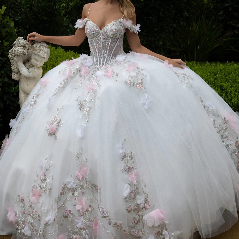 White Quinceanera Dresses Ball Gown Off Shoulder Applique Lace Bow Beads Tull Corset Sweet 16 Dress Vestidos 15 De Anos