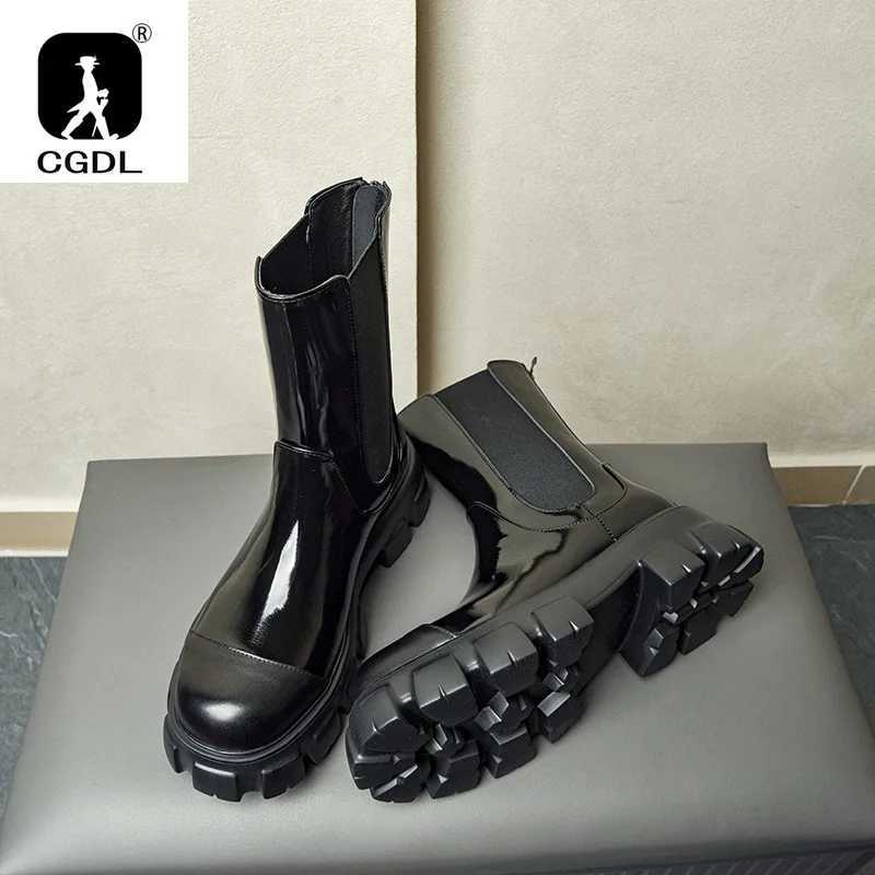 Luxury patent leather mens Chelsea boots thick soled platform leather ankle boots casual knight shoes motorcycle boots Z250303