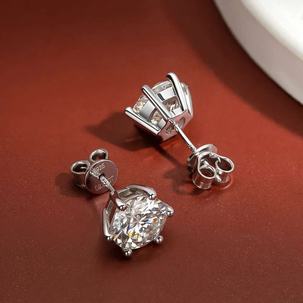 2 Carat Classic Moissanite Stud Earrings Sterg Sier For Women 6-Claw D Color Sparkg Dia Round Ear Studs with GRA