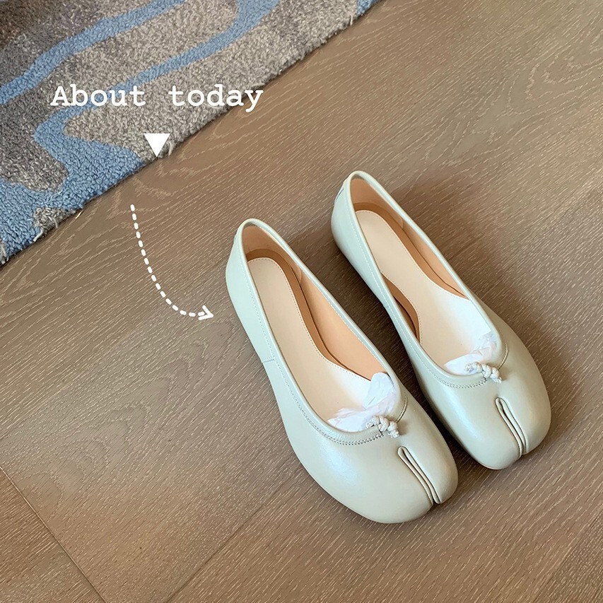 Full leather~genuine soft leather silver pig feet split toe shallow mouth single shoe flat bottom French Mary Jane women's shoes