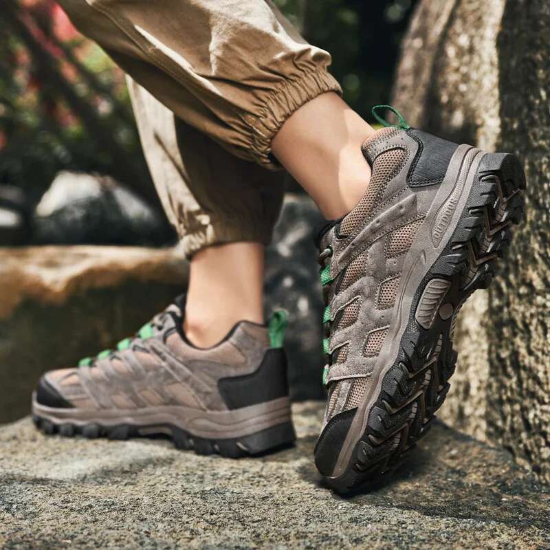 2025 High Quality Men's Hiking Breathable Outdoor Man Trekking Sneakers Anti Slip Mountain Climbing Hunting Shoes