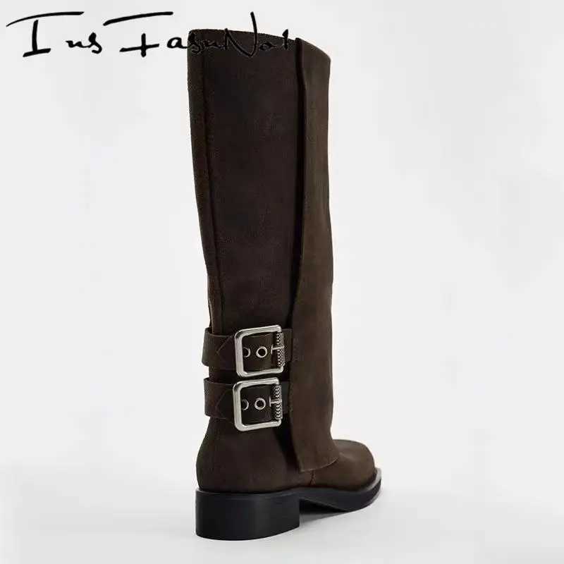 Luxury Designer Womens Knight Boots Thick Foot Platform Belt Buckle Square Toe Knee High Heels Fashionable Full Match Modern Botas Z250303