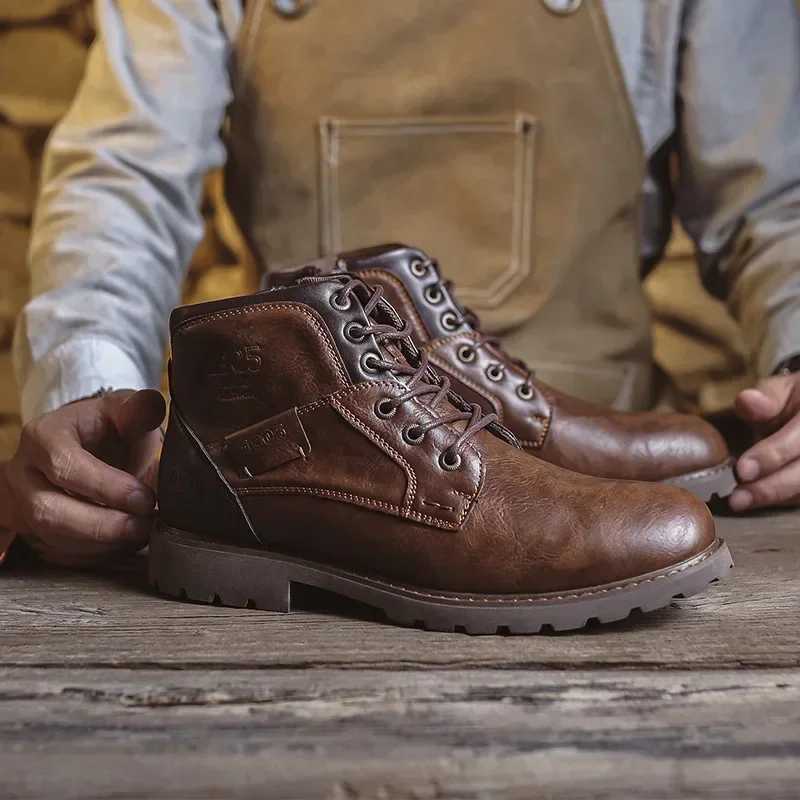 Genuine Leather Mens Boots Fashion Mens Casual Leather Shoes British Style Male Boots High Quality Shoes for Men 2024 Botines Z250303