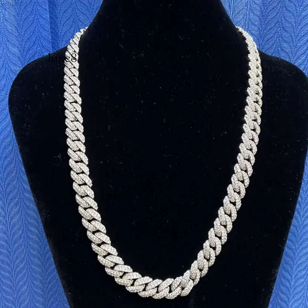 Jewelry 10mm Width Sier Gold Plated Iced Out Vvs1 White d Moissanite Cuban k Chain Necklace