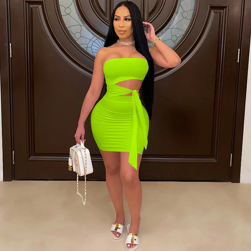 2024 Sexy Sleeveless Open Belly Bow Wrapped Chest Dress for Women Summer Bodycon Party Club Elegant Mini Lace Up Short Skirt 250227Z