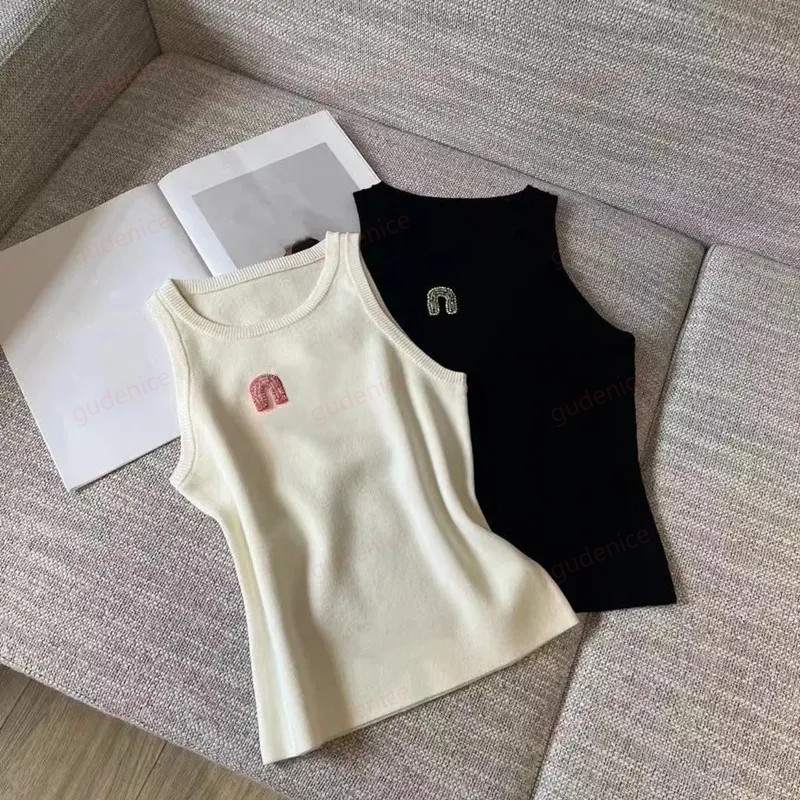 Designer Tank Top Womens Tees t shirt Woman tank top White Black tops Embroidery Sexy Off Shoulder Casual Sleeveless Backless Shirts Luxury Solid Color Vest