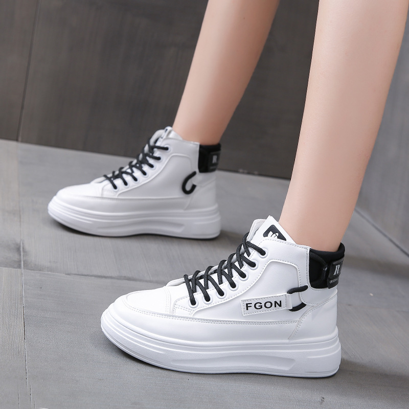 2025 Seasonal Designer s New Multi functional Casual Women s Fashion Thick soled High top White Shoes Soft soled Multi functional Outdoor Sports Shoes