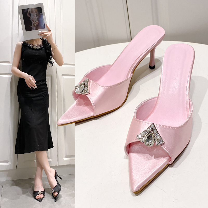 2025 Summer Pointed Toe Open Toe Rhinestone High-heeled Sandals, Designer Fashion Trend, Paired With Thin Pink High-heeled Shoes