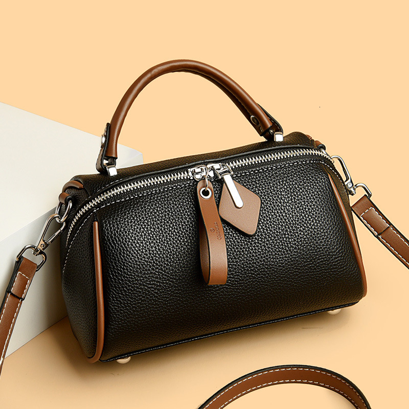 toteBag Shoulder bag ROSE NOIRE Fashion Texture Shoulder 2025 New Large Capacity Women's Bag, Simple Pillow Bag