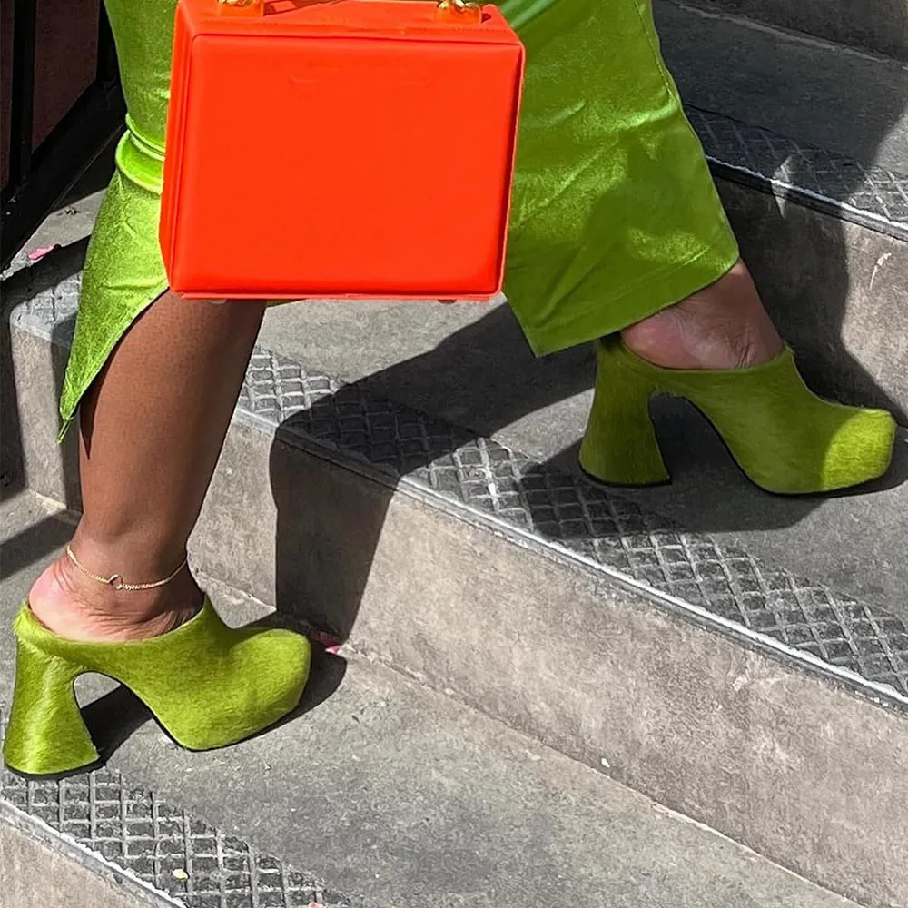 Arden Furtado Autumn Fur Mules Round toe Chunky heels Closed toe slippers Super high heel 250228