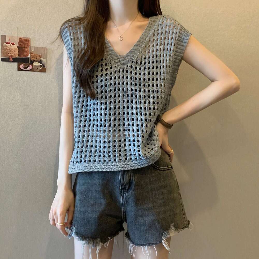 Korean Hollow Out T-shirt V-neck knit Tank Sweet Solid Casual Vest Top Woman Simple See-through Summer New In Clothing Vintage
