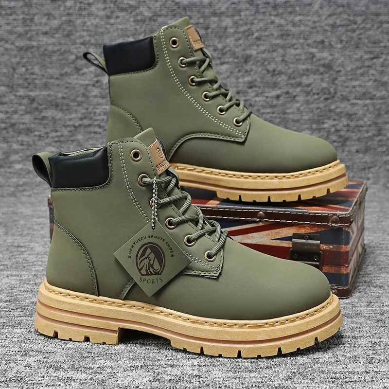 Mens leather shoes top boot designer luxury mens motorcycle boots British style mens ankle boots branded lace upper platform boots Z250303