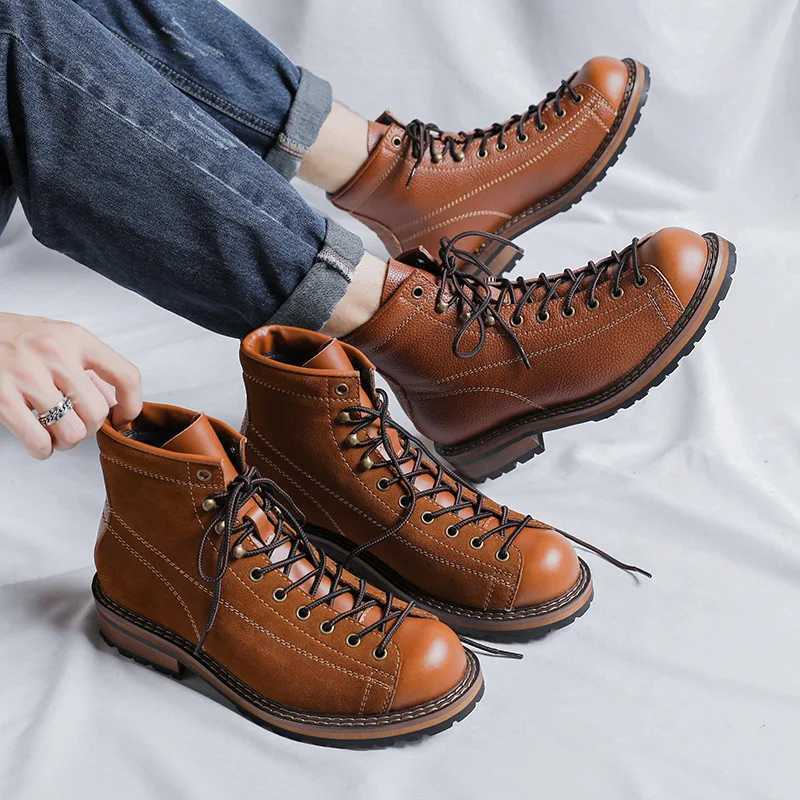 2023 New Vintage Work Boots for Men High Top British Style Mens Leather Boots Spring Autumn New Designer Platform Shoes Man Z250303