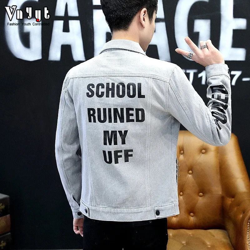 Wholesale Ribbon Mens Handsome Thin Jacket Mens frazzle Slim Denim Spring Summer Wild teenagers Printed Denim Jacket 250228