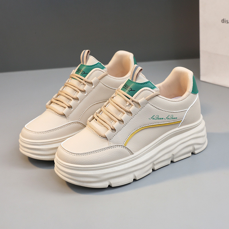 New leather women's 2025 designer white shoes, thick soled height increasing shoes, fashionable and versatile casual shoes, sports board shoes
