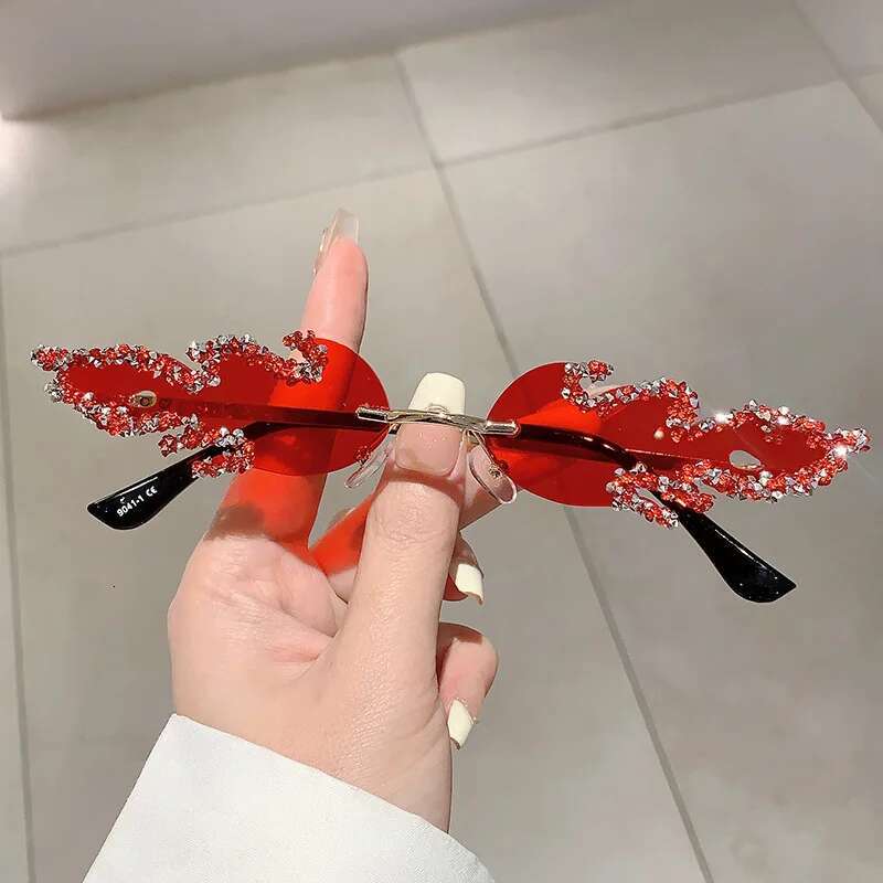 Vintage Punk Brand Designer Dia Flame Fire Sunglasses Women Sun Glasses For Men UV400 Rimless Crystal Metal Shades