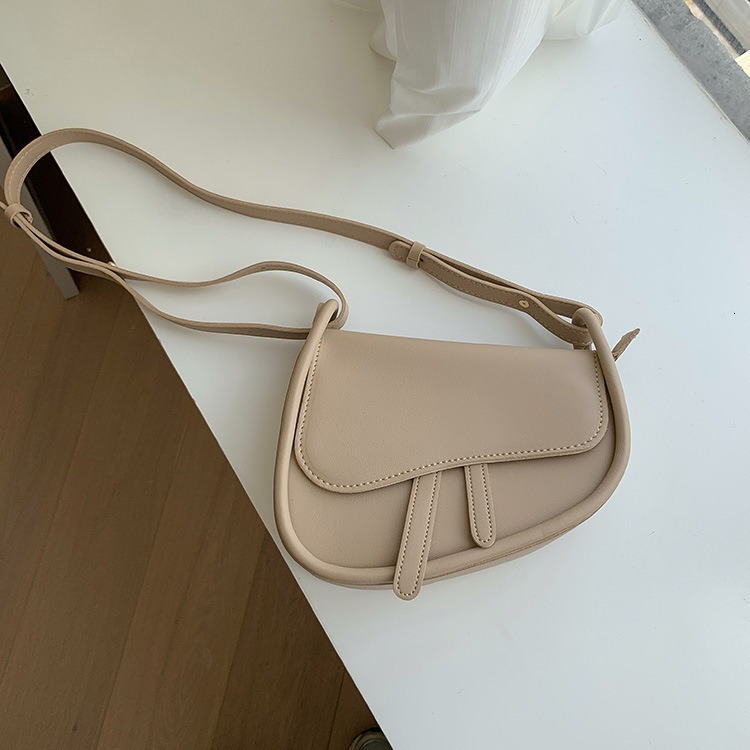 toteBag Shoulder bag ROSE NOIRE Fashion Crossbody Saddle Trendy Single Shoulder Women's Bag Niche Design Armpit Bags